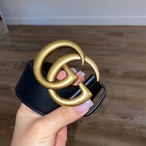 Double G Black & Gold Gucci belt